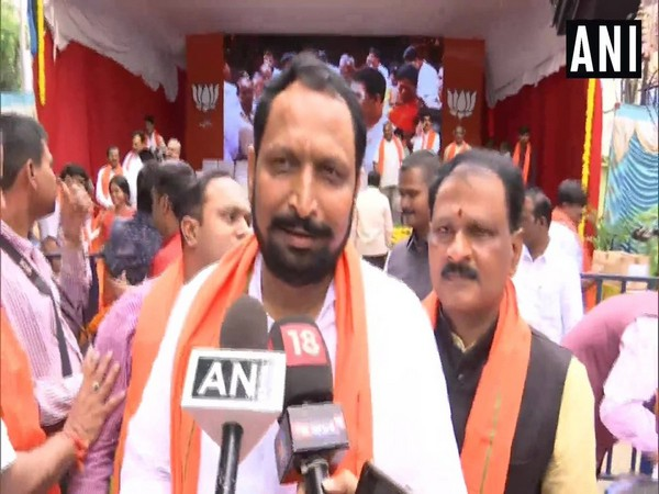 Deputy Chief Minister Laxman Savadi (File photo)