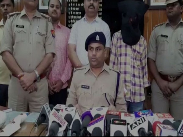 Senior police officer Suresh Chandra speaking to reporters on Tuesday. Photo/ANI