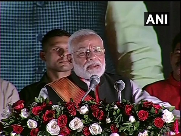Prime Minister Narendra Modi addressing BJP workers Palam airport on Saturday. (Photo/ANI)