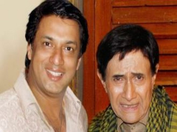 Madhur Bhandarkar with Dev Anand (Image source: Instagram)