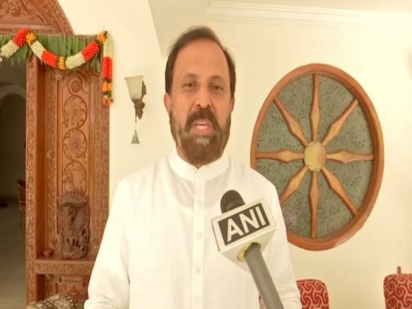 Congress leader Madhu Yaskhi speaking to ANI in Hyderabad on Sunday.