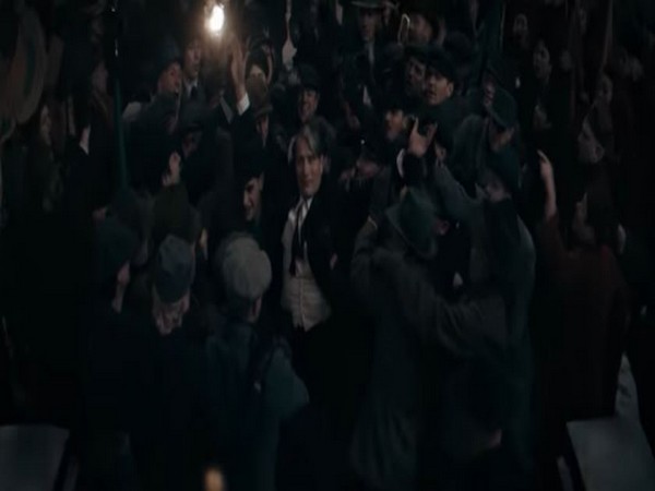 Still of Mads Mikkelsen as Gellert Grindelwald (Image source: YouTube)
