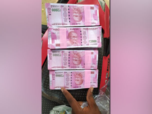 Thilagar Thidal police recovered Rs 7.62 lakh fake currency at Madurai railway station