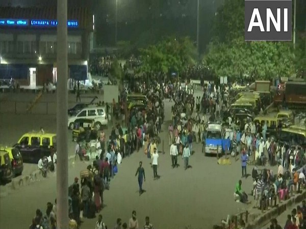 Visuals from Lokmanya Tilak Terminus in Mumbai. (Photo/ ANI)