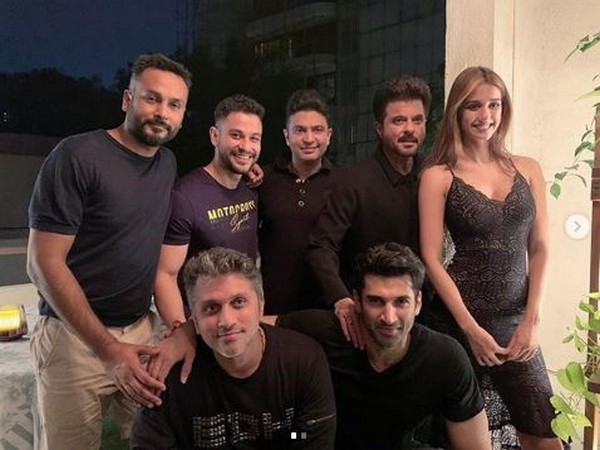 Aditya Roy Kapur, Disha Patani, Anil Kapoor, Kunal Kemmu, Bhushan Kumar, Ankur Garg and Mohit Suri, Picture courtesy: Instagram