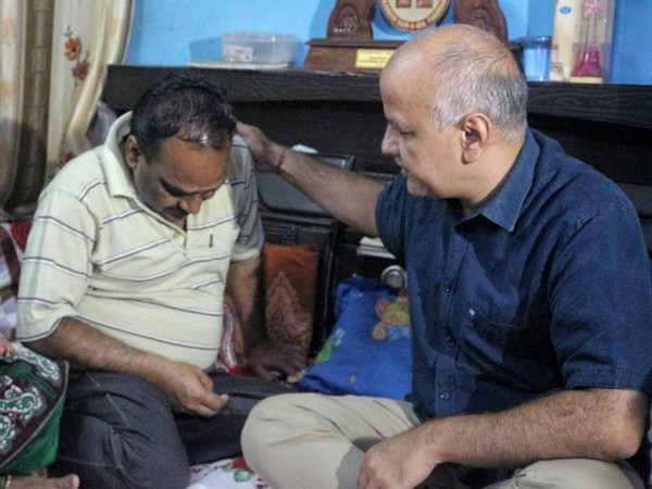 Manish Sisodia paid visit to family of Ankit Saxena