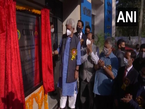 Jammu and Kashmir Lieutenant Governor Manoj Sinha inaugrates CIIIT in Government Polytechnic. (Photo/ ANI)