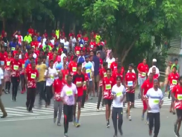 People participating in Coimbatore marathon organised to create awareness about cancer on Sunday. Photo/ANI