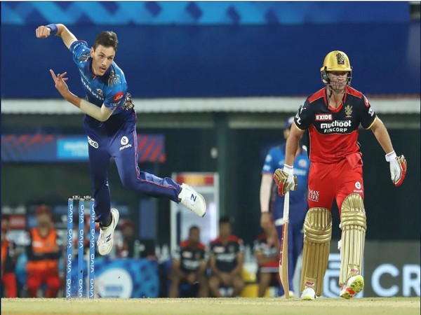 MI pacer Marco Jansen in action against RCB (Photo/ iplt20.com)