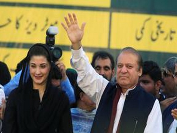 Pakistan Muslim League-Nawaz (PML-N) Vice President Maryam Nawaz with her father and former Pakistani Prime Minister Nawaz Sharif (file photo)