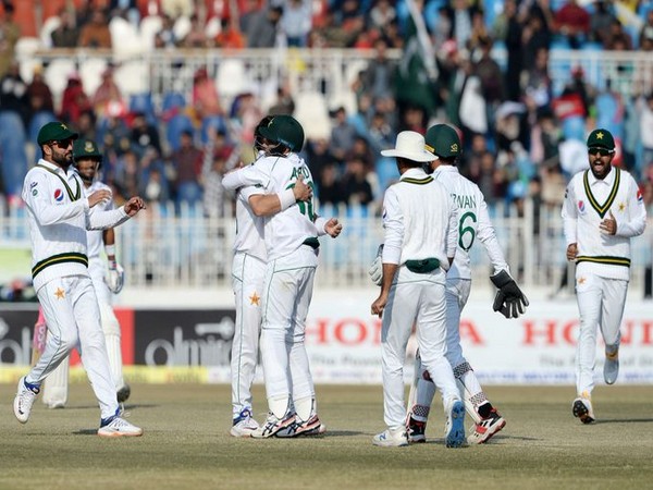 Pakistani players celebrating after taking a wicket. (Photo/ICC Twitter)