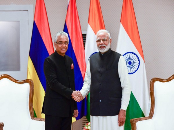Prime Minister Narendra Modi and Mauritius Prime Minister Pravind Jugnauth (File Photo)