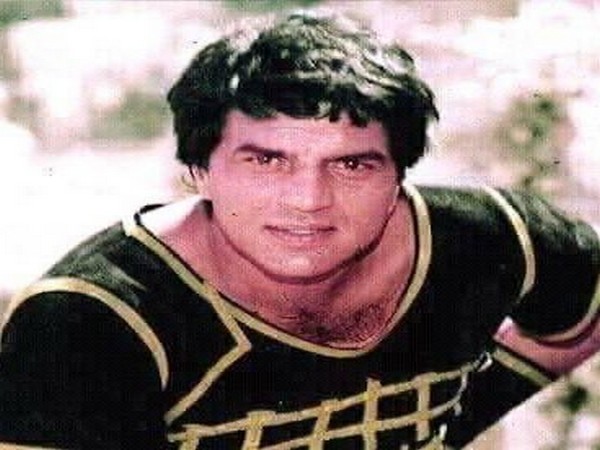Dharmendra Deol (Image source: Twitter)