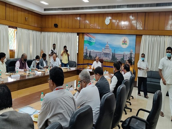 Karnataka CM Basavaraj Bommai chairs a meeting on Omicron (Photo/ANI) 
