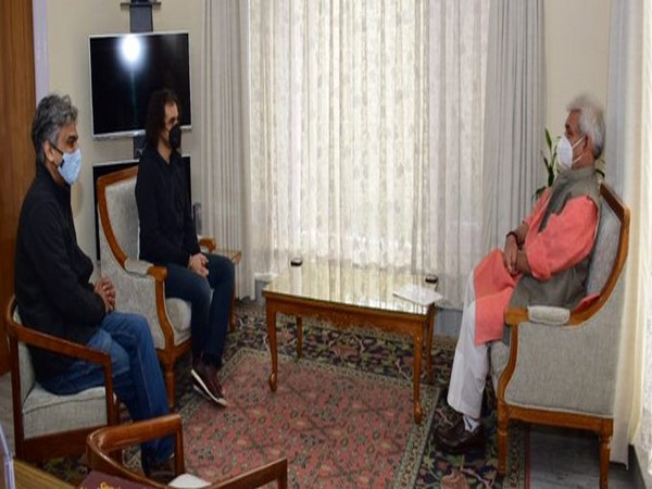 Imtiaz Ali Meets Lt Governor of J&K Manoj Sinha