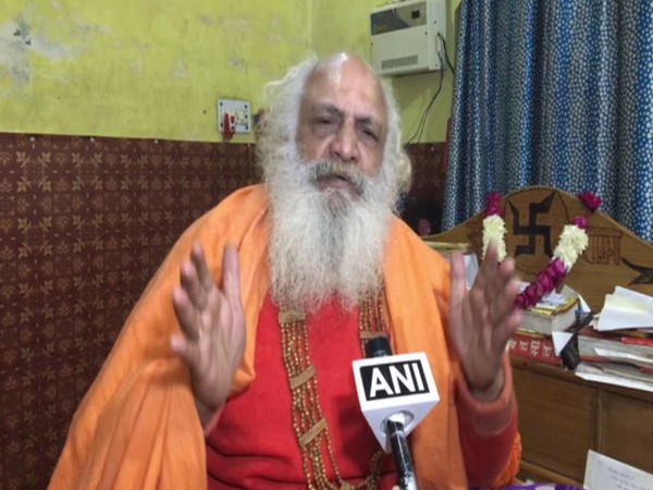 Nirmohi Akhara chief litigant Mahant Dinendra Das Maharaj. Photo/ANI