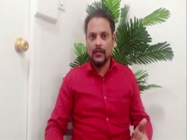 Roshan Noorhasan Sheikh, the complainant, speaking to ANI on Sunday. Photo/ANI