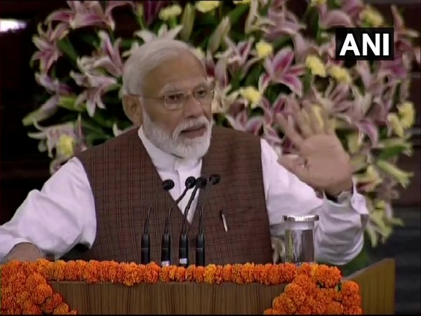 Prime Minister Narendra Modi addressing gathering in the Central Hall of Paliament.