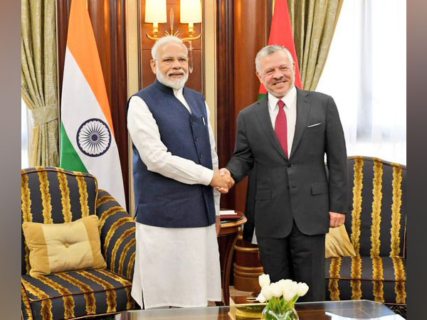PM Narendra Modi meets King of Jordan Abdullah II