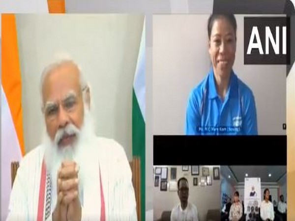 PM Modi interacts with Mary Kom.