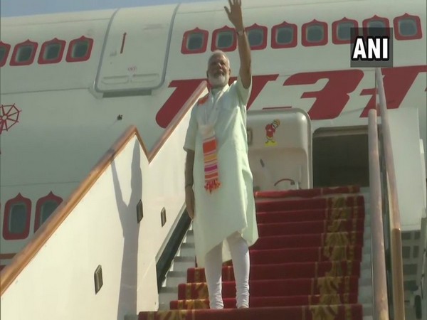 PM Modi left for France from Bahrain on Sunday