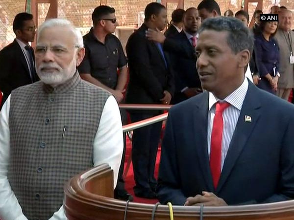 Prime Minister Narendra Modi and Seychelles President Danny Faure