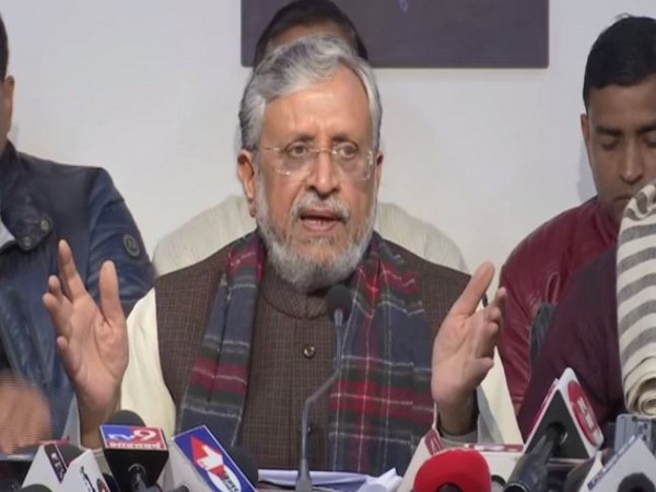 Bihar deputy CM Sushil Kumar Modi addressing press conference in Patna on Saturday (photo/ANI)