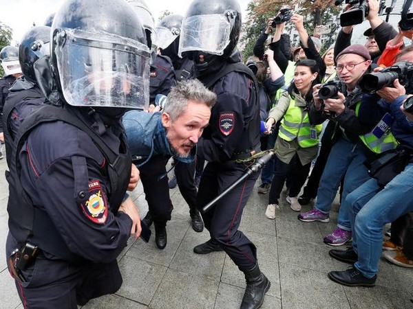 Visuals from the rally in Moscow on August 3 (Photo/Reuters) 