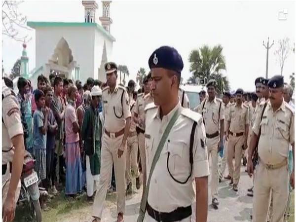 Muzaffarpur police at the site after the incident.
