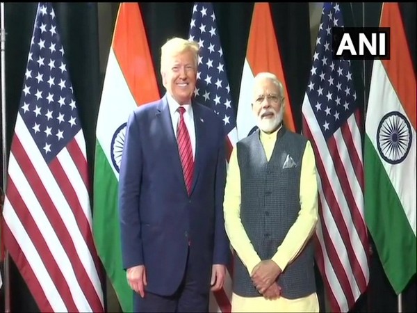 US President Donald Trump (L) and Prime Minister Narendra Modi (R) in Houston on Sunday (Photo/ANI)