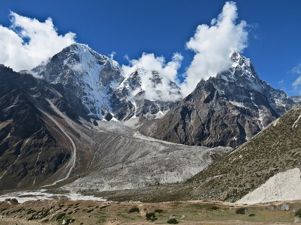 A view of Mt Manaslu (File photo)
