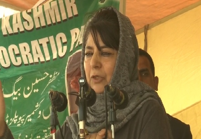 PDP president and former Chief Minister of Jammu and Kashmir Mehbooba Mufti speaking at a rally in Baramulla (Photo/ANI)