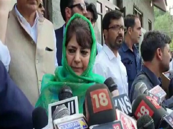 PDP leader Mehbooba Mufti speaking to reporters in Baramulla on Friday. Photo/ANI