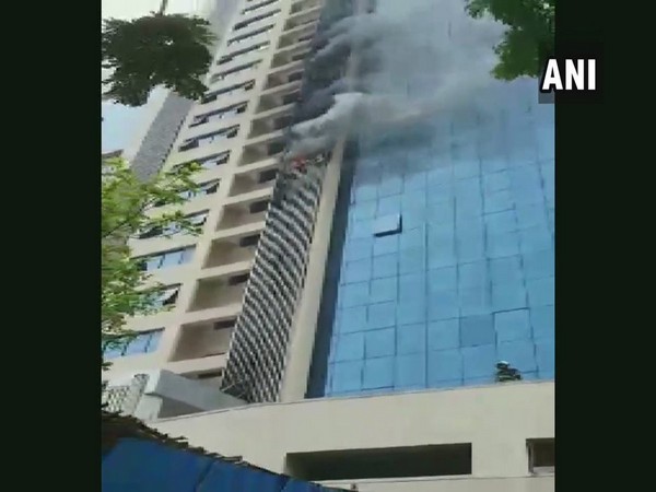 Fire at Peninsula Business park in Andheri, Mumbai. Photo/ANI