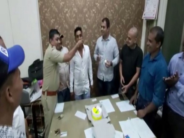 A still from the viral video from Bhandup police station in Mumbai.