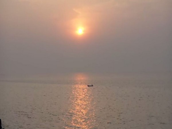 Sunset at Mumbai's Juhu beach