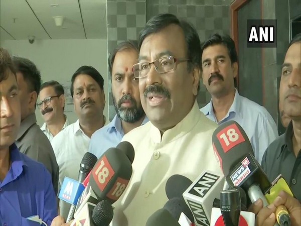 Maharashtra Cabinet Minister Sudhir Mungantiwar speaking to reporters in Mumbai on Tuesday. Photo/ANI