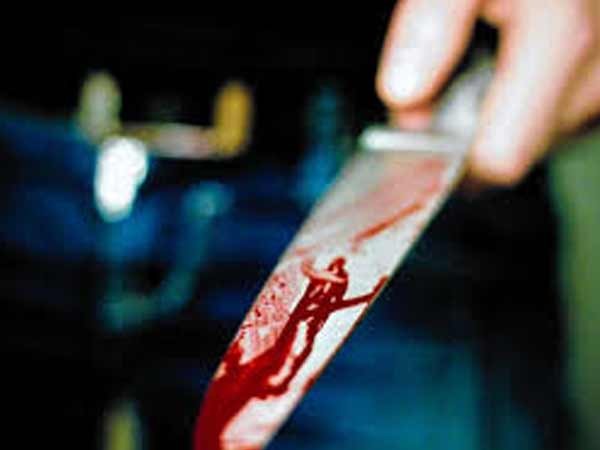 A vegetable vendor allegedly murdered his customer over a trivial issue in Dadri area of Mumbai on Monday night.