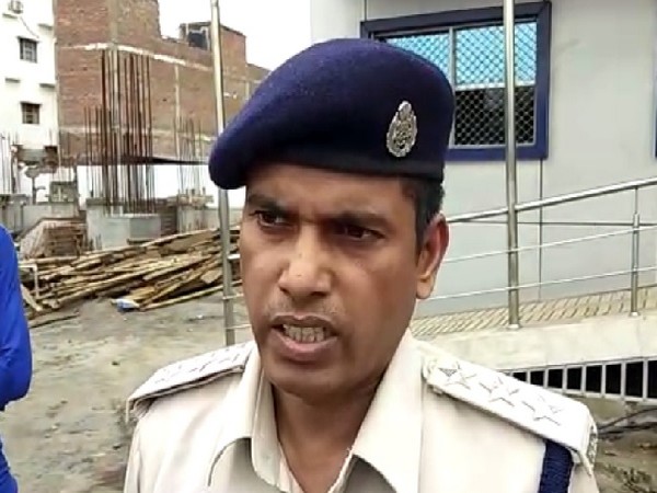 DSP City Muzaffarpur, Ramnaresh Paswan speaking to media on Saturday.