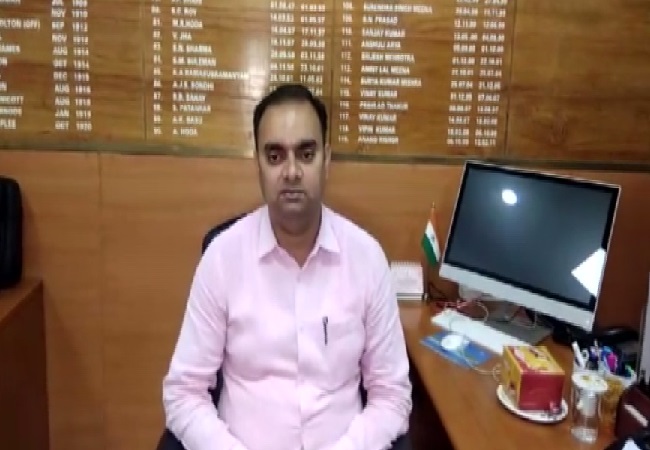 Muzaffarpur DM Alok Ranjan Ghosh speaking to ANI on Wednesday. Photo/ANI