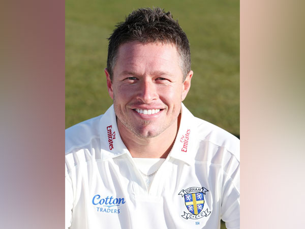 Sussex seamer Mitchell Claydon