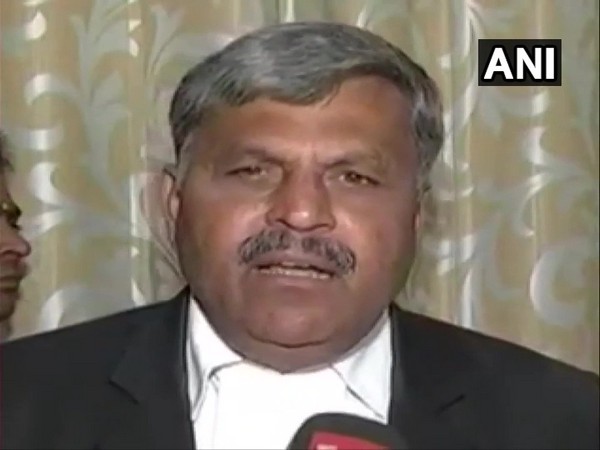 Mysuru Bar Association President S Anand Kumar speaking to reporters on Wednesday. Photo/ANI