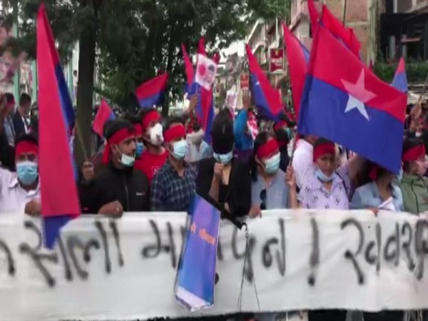 Caretaker PM Oli's supporters protesting against SCs verdict of reinstating HoR (ANI)