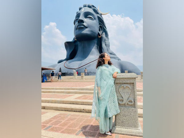 Kangana Ranaut at Adishakti Ashram (Image Source: Twitter)