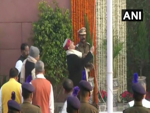 BJP President hoists national flag at party headquarters in New Delhi. Photo/ANI