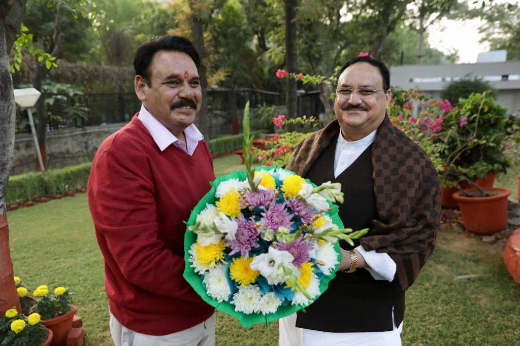 BJP chief JP Nadda with his brother Jagat Bhushan. (Picture Source: Twitter/Jagat Prakash Nadda)
