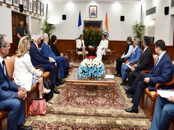 Vice President M Venkaiah Naidu with a parliamentary delegation from France in New Delhi on Monday. (Photo courtesy: Naidu Twitter handle)