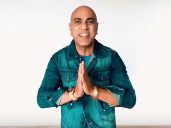 Baba Sehgal in his new song 'Namaste' (Image Source: YouTube)