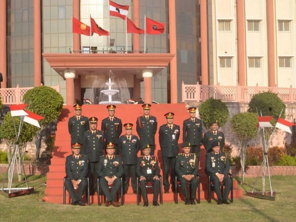 Indian Army chief Gen Manoj Mukund Naravane with army personnel. (ANI/photo)