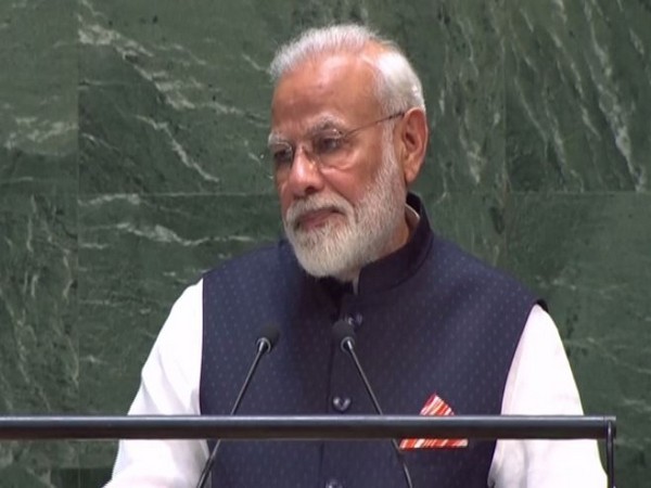 Swachh Bharat Mission provides opportunities for large number of social entrepreneurs: PM